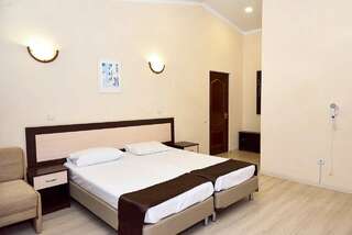 Гостиница Маяк Анапа Двухместный номер с 2 отдельными кроватями-2